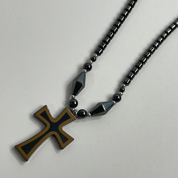 Hematite Cross Necklace Vintage - Picture 11 of 12